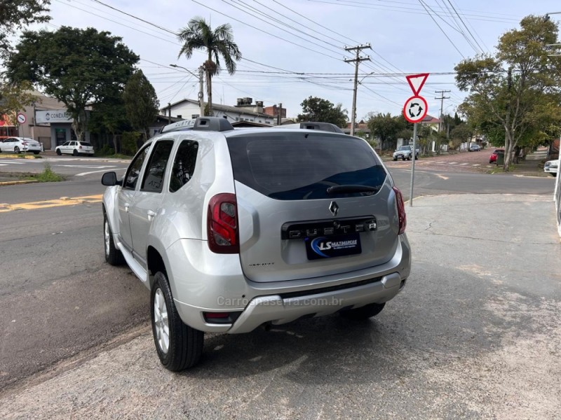 DUSTER 1.6 DYNAMIQUE 4X2 16V FLEX 4P MANUAL - 2017 - VENâNCIO AIRES