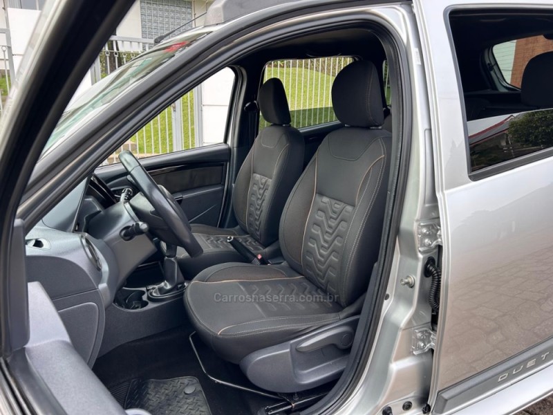 DUSTER 1.6 DYNAMIQUE 4X2 16V FLEX 4P MANUAL - 2017 - VENâNCIO AIRES