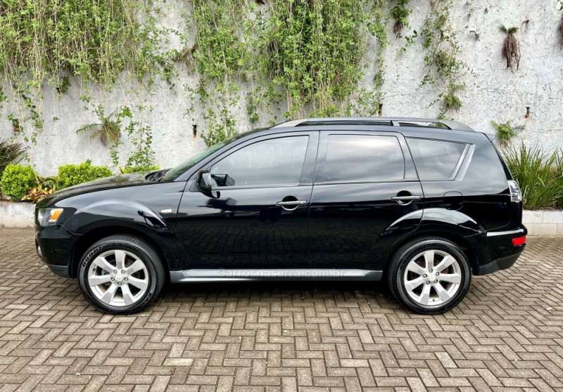 OUTLANDER 2.0 16V GASOLINA 4P AUTOMÁTICO - 2012 - SAPIRANGA
