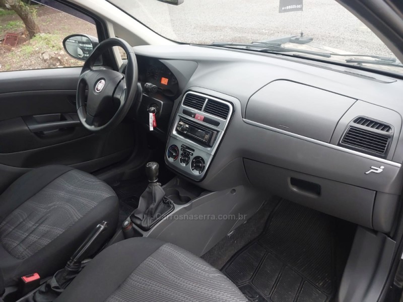 PUNTO 1.4 ATTRACTIVE 8V FLEX 4P MANUAL - 2011 - ENCANTADO