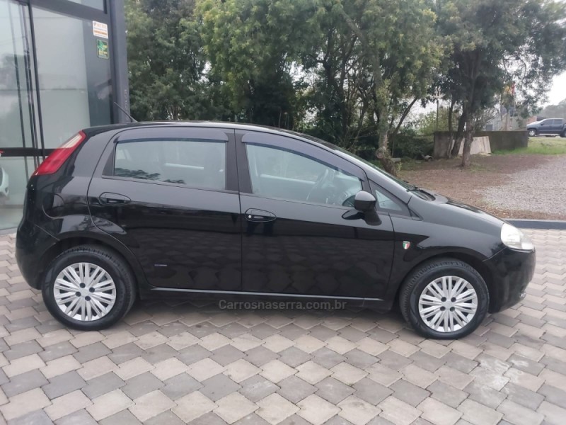 PUNTO 1.4 ATTRACTIVE 8V FLEX 4P MANUAL - 2011 - ENCANTADO