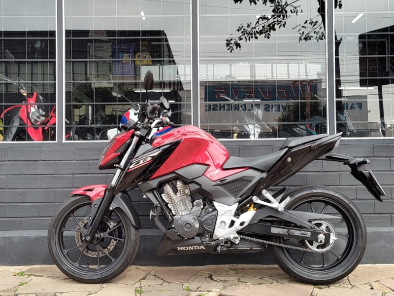 cb 300f twister abs 2025 flores da cunha