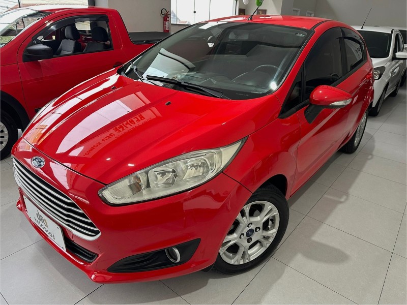 fiesta 1.5 se hatch 16v flex 4p manual 2015 caxias do sul
