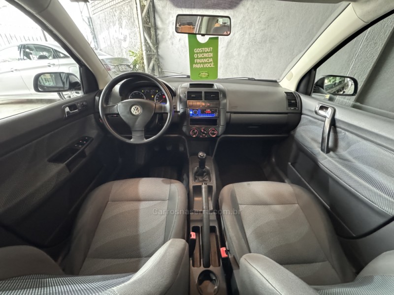 POLO 1.6 MI 8V E-FLEX 4P MANUAL - 2009 - NOVO HAMBURGO