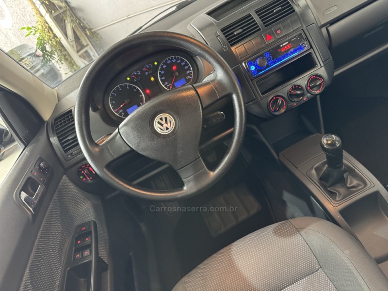 POLO 1.6 MI 8V E-FLEX 4P MANUAL - 2009 - NOVO HAMBURGO