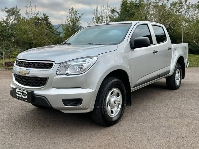 S10 2.8 LS 4X4 CD 16V TURBO DIESEL 4P MANUAL - 2014 - ENCANTADO