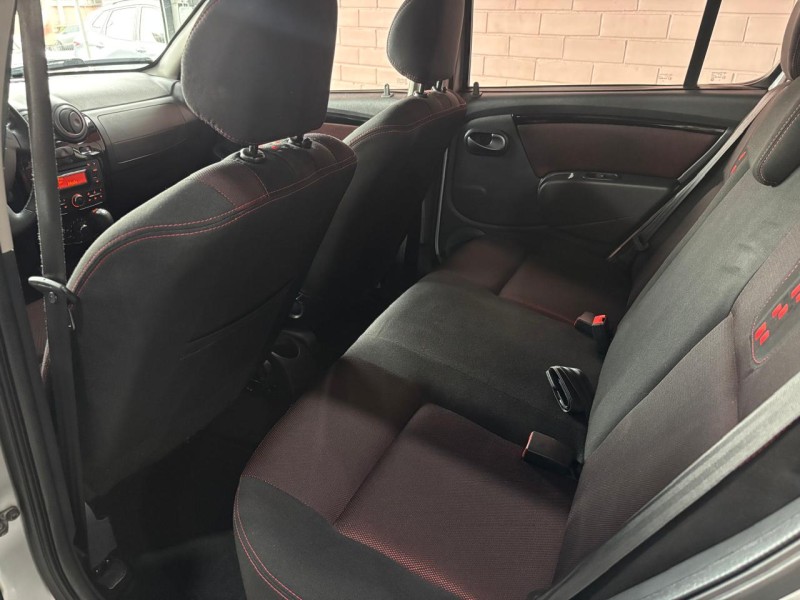 SANDERO 1.6 STEPWAY 16V FLEX 4P MANUAL - 2013 - CAXIAS DO SUL