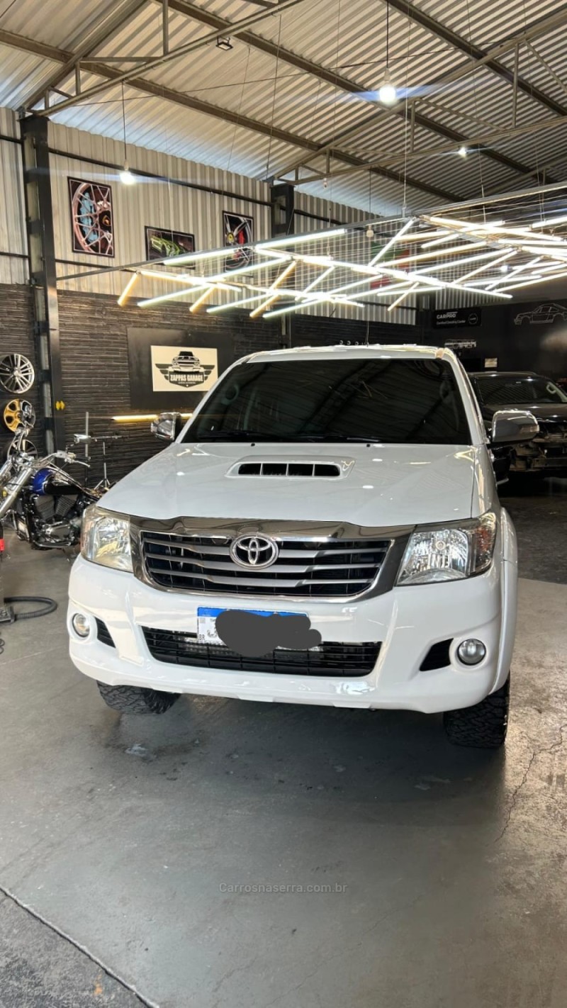 hilux 3.0 srv 4x4 cd 16v turbo intercooler diesel 4p automatico 2014 caxias do sul