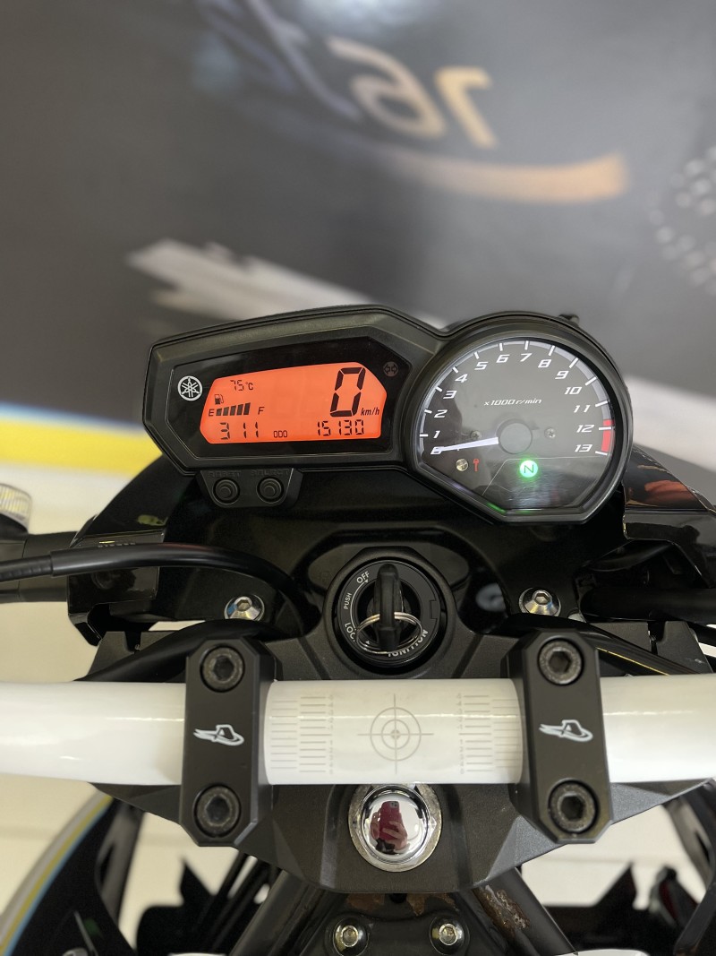 XJ6 N ABS - 2015 - PASSO FUNDO