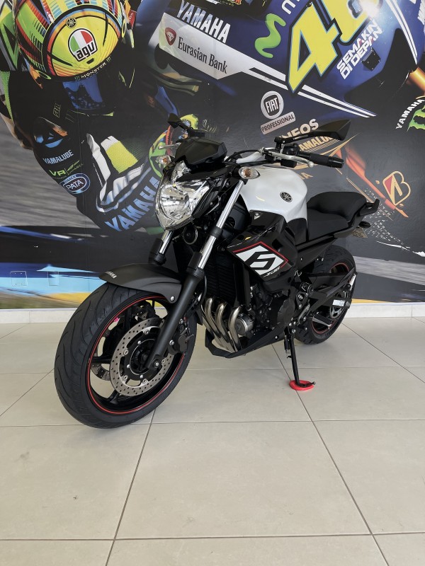 XJ6 N ABS - 2015 - PASSO FUNDO