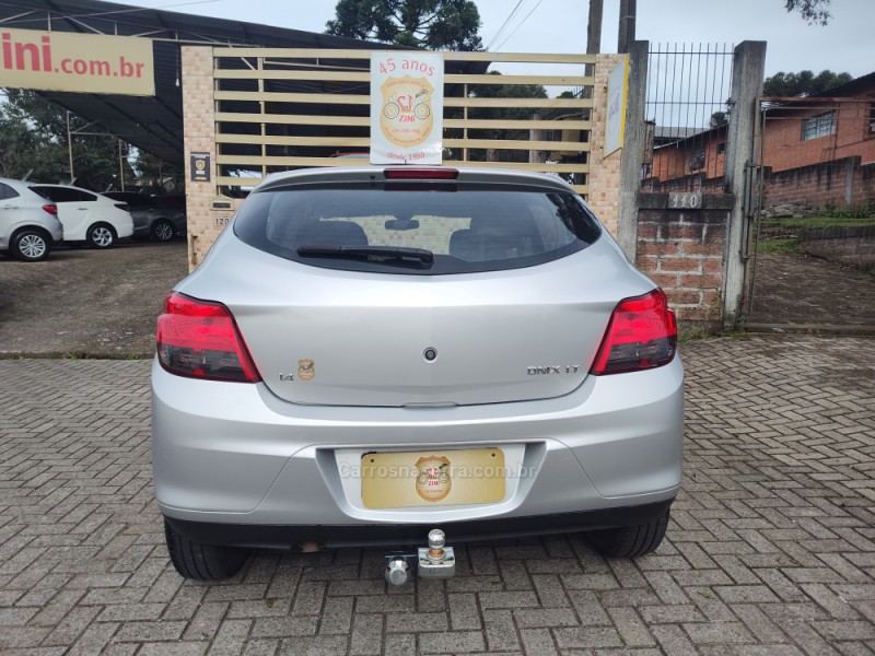 ONIX 1.4 MPFI LT 8V FLEX 4P MANUAL - 2013 - CANELA