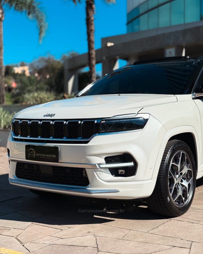 COMMANDER 1.3 OVERLAND T270 16V 4X2 TURBO FLEX 4P AUTOMÁTICO - 2022 - NOVO HAMBURGO