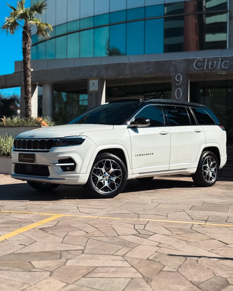 COMMANDER 1.3 OVERLAND T270 16V 4X2 TURBO FLEX 4P AUTOMÁTICO - 2022 - NOVO HAMBURGO