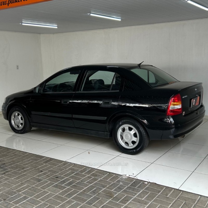 ASTRA 1.8 MPFI GL SEDAN 8V GASOLINA 4P MANUAL - 1999 - VACARIA