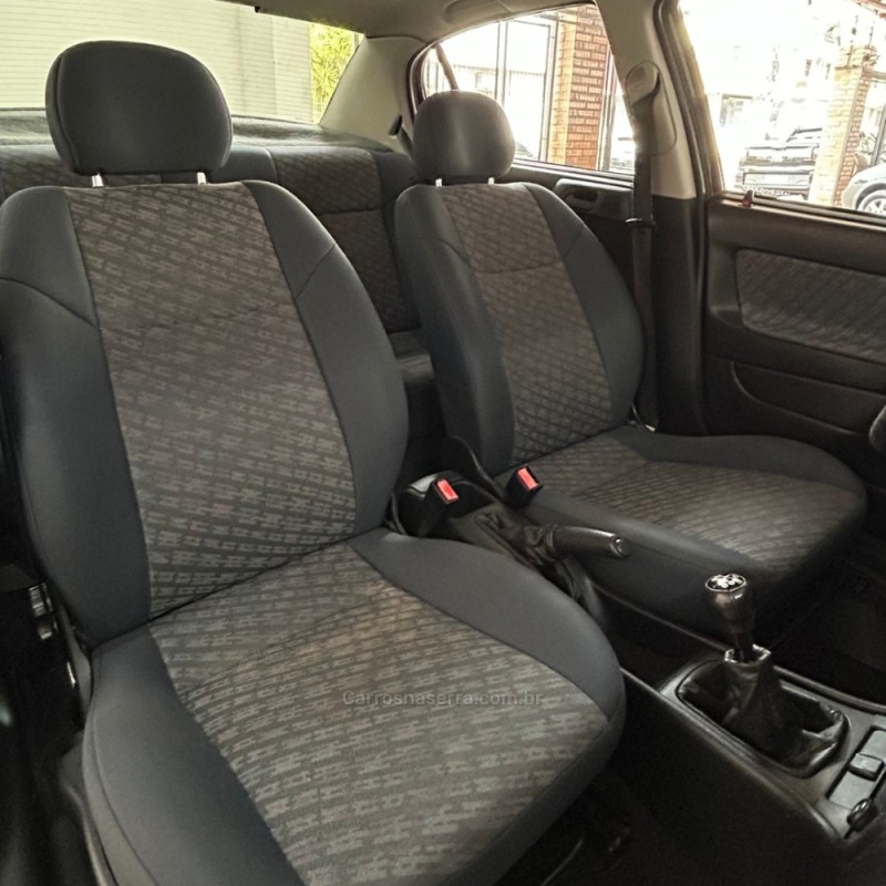 ASTRA 1.8 MPFI GL SEDAN 8V GASOLINA 4P MANUAL - 1999 - VACARIA