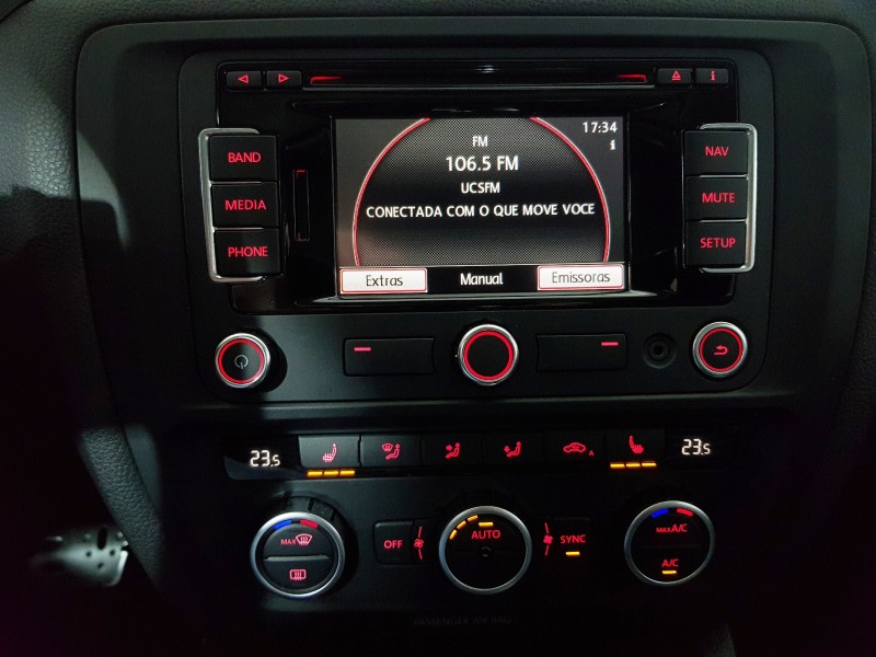 JETTA 2.0 TSI HIGHLINE 200CV GASOLINA 4P TIPTRONIC - 2013 - CAXIAS DO SUL