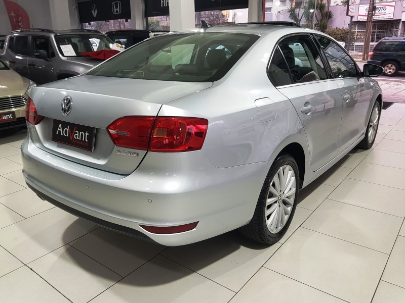 JETTA 2.0 TSI HIGHLINE 200CV GASOLINA 4P TIPTRONIC - 2013 - CAXIAS DO SUL