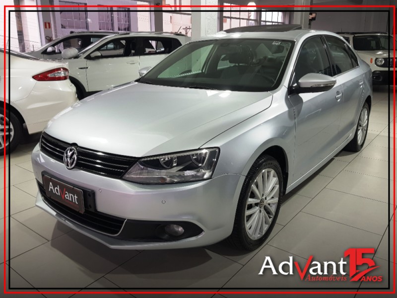 jetta 2.0 tsi highline 200cv gasolina 4p tiptronic 2013 caxias do sul