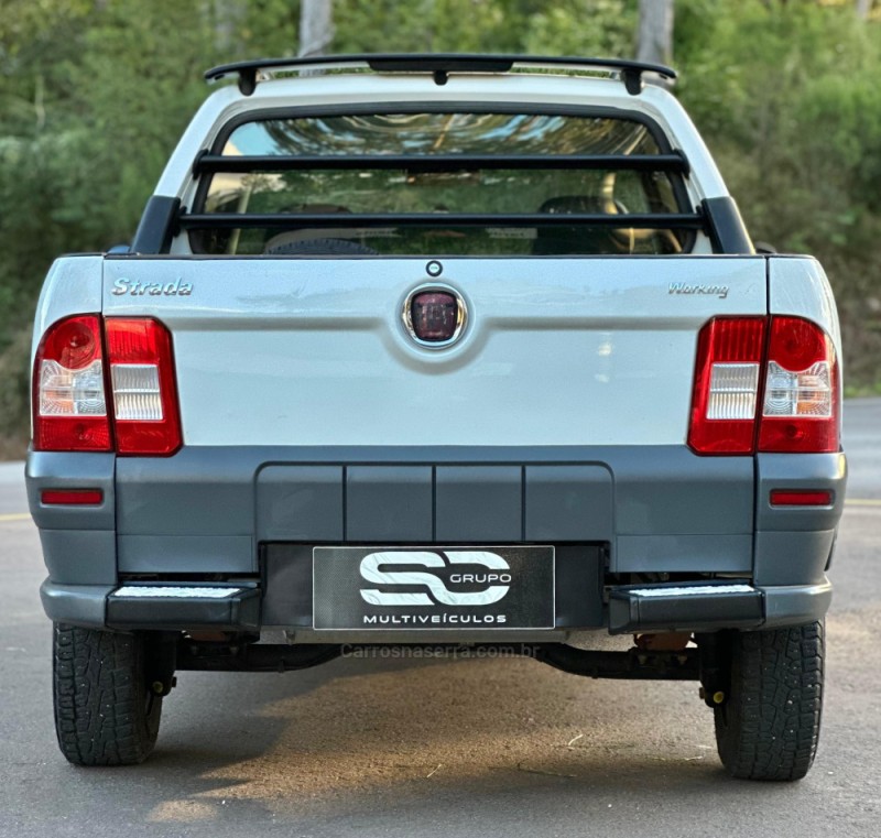 STRADA 1.4 MPI WORKING CS 8V FLEX 2P MANUAL - 2011 - ENCANTADO