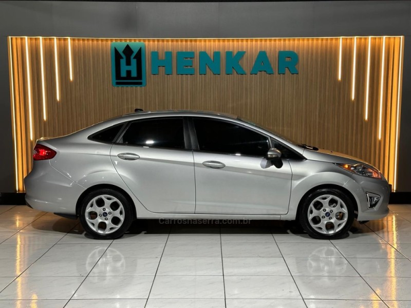 FIESTA 1.6 SE SEDAN 16V FLEX 4P MANUAL - 2012 - CAMPO BOM