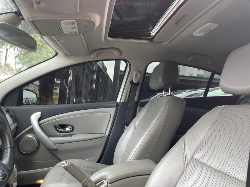 FLUENCE 2.0 PRIVILÉGE 16V FLEX 4P AUTOMÁTICO - 2014 - CAXIAS DO SUL
