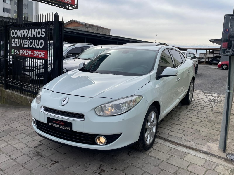 fluence 2.0 privilege 16v flex 4p automatico 2014 caxias do sul
