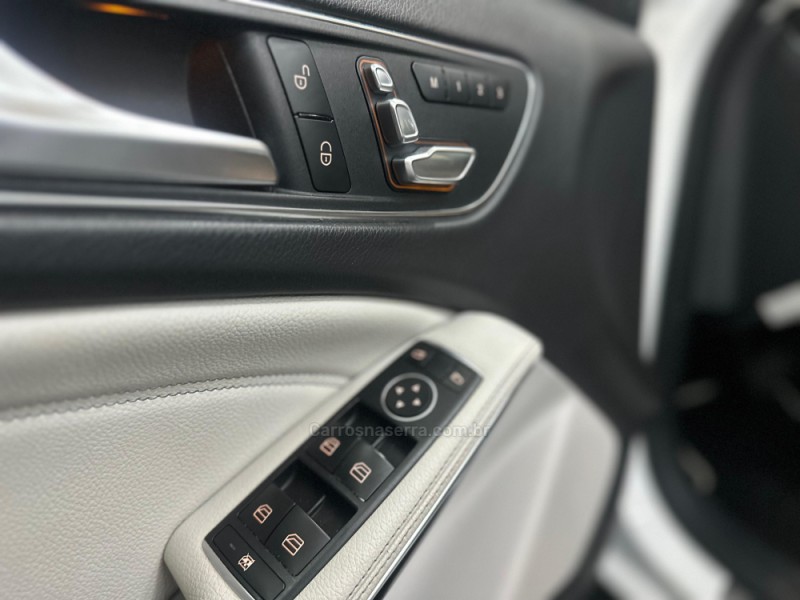 GLA 200 1.6 CGI ADVANCE 16V TURBO FLEX 4P AUTOMÁTICO - 2019 - NOVO HAMBURGO