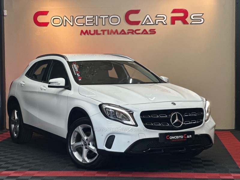 GLA 200 1.6 CGI ADVANCE 16V TURBO FLEX 4P AUTOMÁTICO - 2019 - NOVO HAMBURGO
