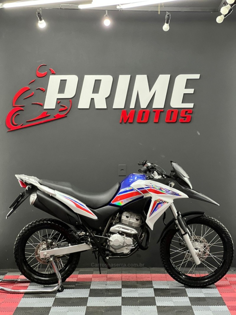 XRE 300 ABS