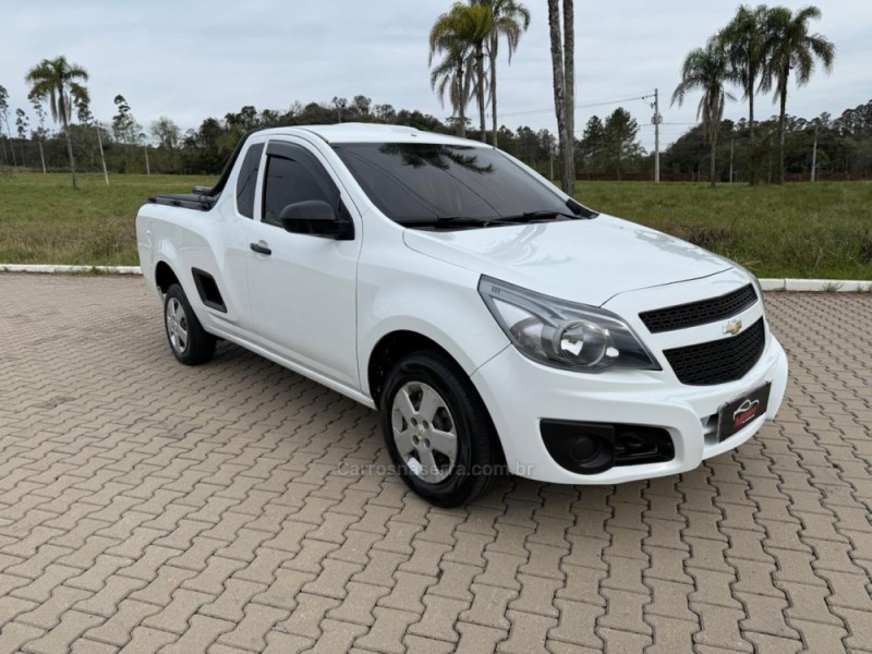 MONTANA 1.4 MPFI LS CS 8V FLEX 2P MANUAL - 2014 - IVOTI