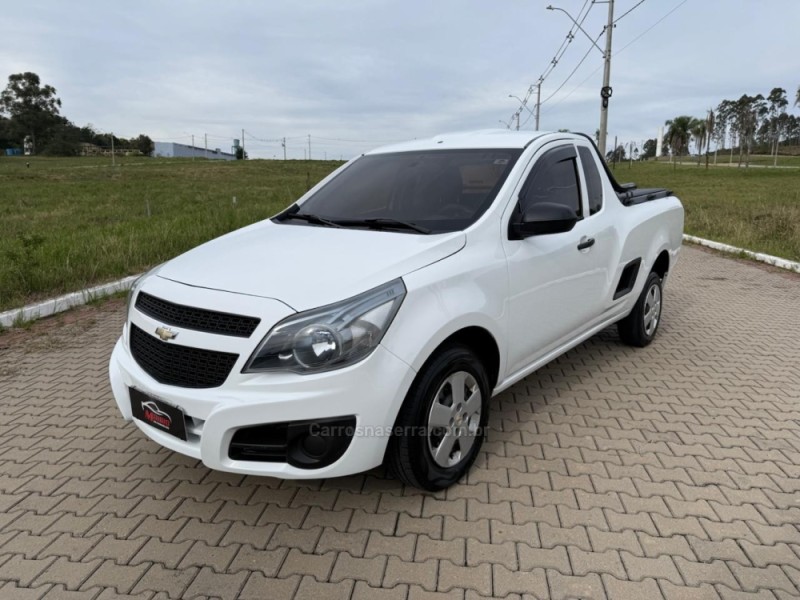 montana 1.4 mpfi ls cs 8v flex 2p manual 2014 ivoti