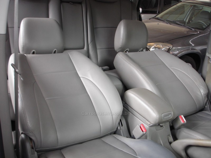 TUCSON 2.0 MPFI GLS 16V 143CV 2WD FLEX 4P AUTOMÁTICO - 2014 - CAXIAS DO SUL