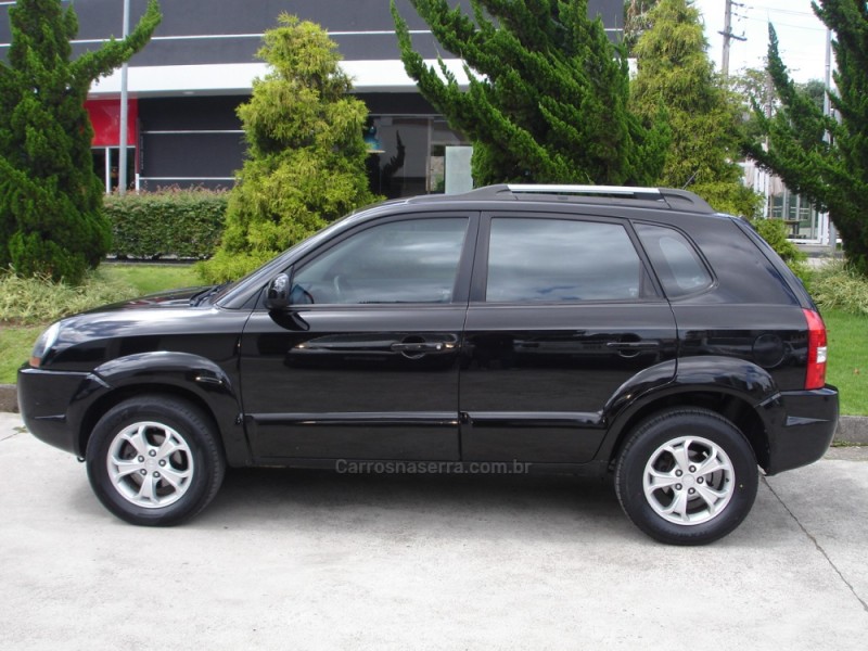 TUCSON 2.0 MPFI GLS 16V 143CV 2WD FLEX 4P AUTOMÁTICO - 2014 - CAXIAS DO SUL