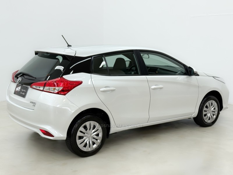 YARIS 1.5 XL 16V FLEX 4P AUTOMATÍCO - 2022 - CAXIAS DO SUL