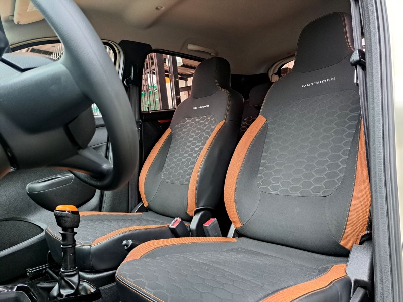 KWID 1.0 12V OUTSIDER FLEX 4P MANUAL - 2020 - CAXIAS DO SUL