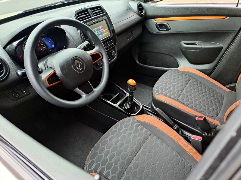 KWID 1.0 12V OUTSIDER FLEX 4P MANUAL - 2020 - CAXIAS DO SUL