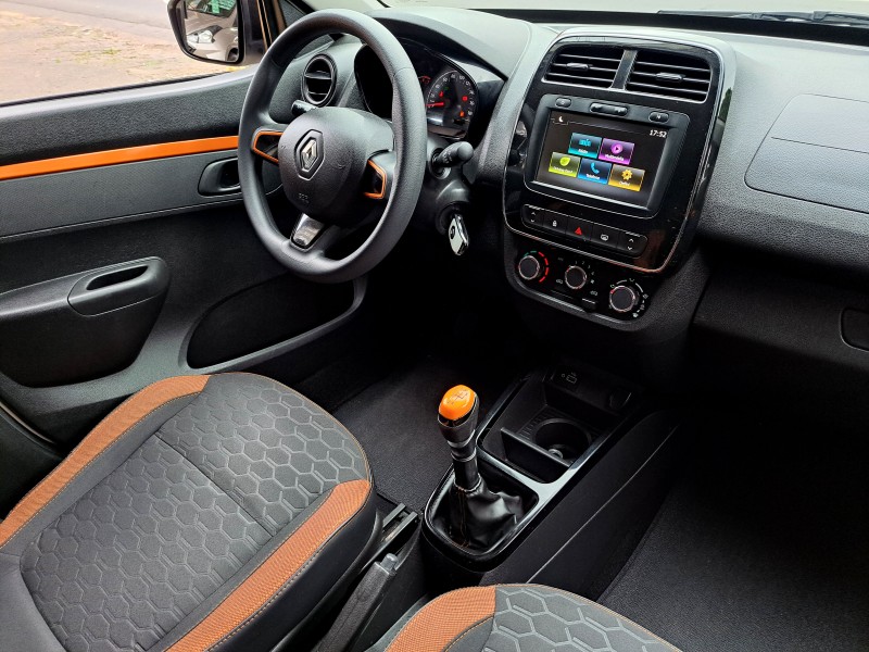 KWID 1.0 12V OUTSIDER FLEX 4P MANUAL - 2020 - CAXIAS DO SUL