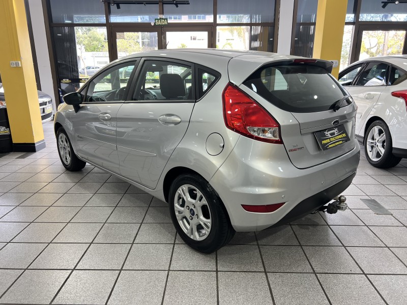 FIESTA 1.6 SE HATCH 16V FLEX 4P AUTOMÁTICO - 2014 - CAXIAS DO SUL