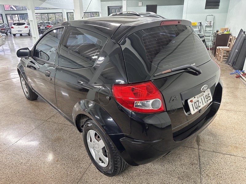 KA 1.0 I 8V GASOLINA 2P MANUAL - 2011 - NOVA PETRóPOLIS