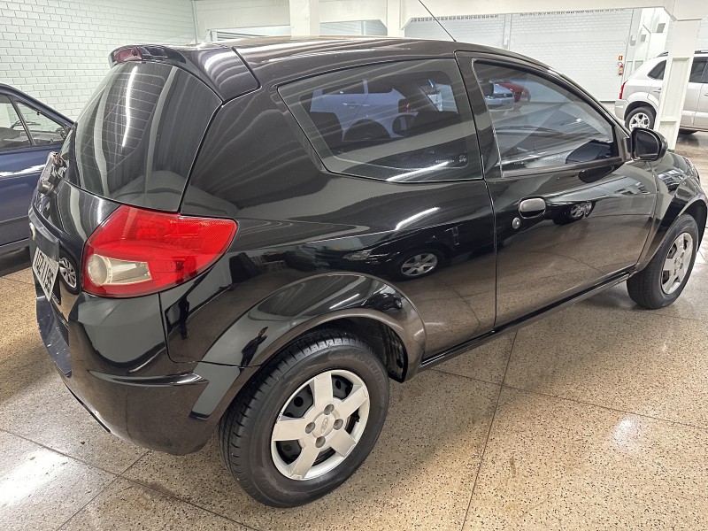 KA 1.0 I 8V GASOLINA 2P MANUAL - 2011 - NOVA PETRóPOLIS