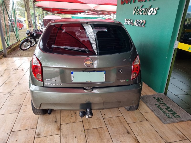 CELTA 1.0 MPFI SPIRIT 8V FLEX 4P MANUAL - 2011 - DOIS IRMãOS