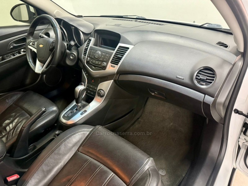 CRUZE 1.8 LT 16V FLEX 4P AUTOMÁTICO - 2013 - CAXIAS DO SUL