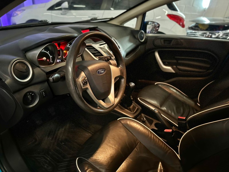 FIESTA 1.6 SE HATCH 16V FLEX 4P MANUAL - 2013 - CAXIAS DO SUL