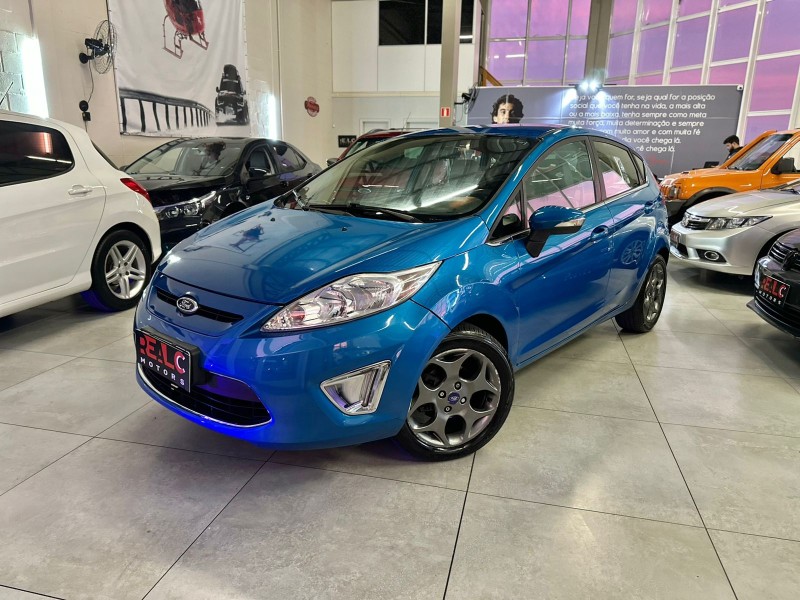 FIESTA 1.6 SE HATCH 16V FLEX 4P MANUAL - 2013 - CAXIAS DO SUL