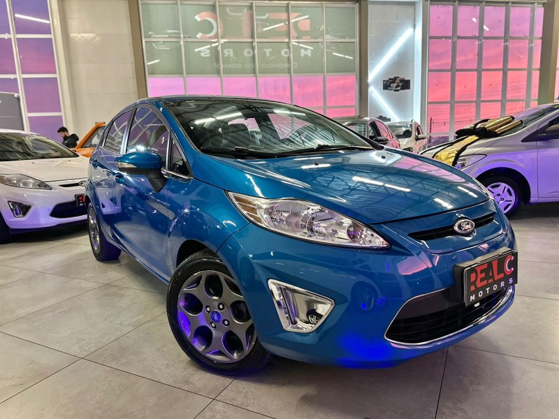 FIESTA 1.6 SE HATCH 16V FLEX 4P MANUAL - 2013 - CAXIAS DO SUL
