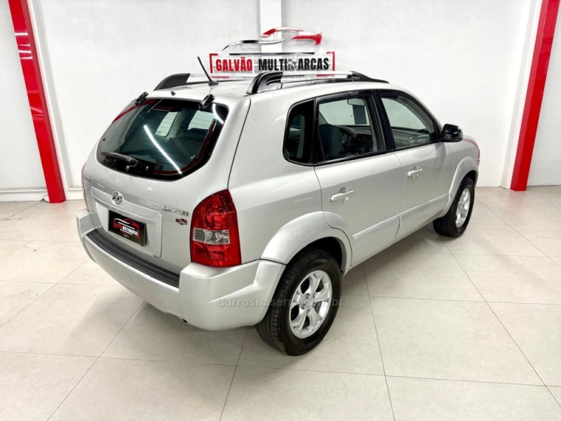 TUCSON 2.0 MPFI GL 16V 142CV 2WD GASOLINA 4P MANUAL - 2012 - CAXIAS DO SUL