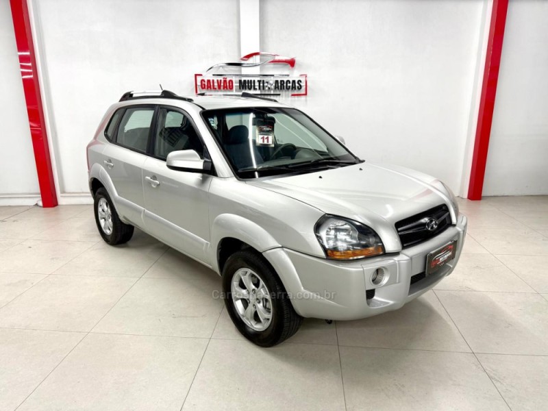 TUCSON 2.0 MPFI GL 16V 142CV 2WD GASOLINA 4P MANUAL - 2012 - CAXIAS DO SUL