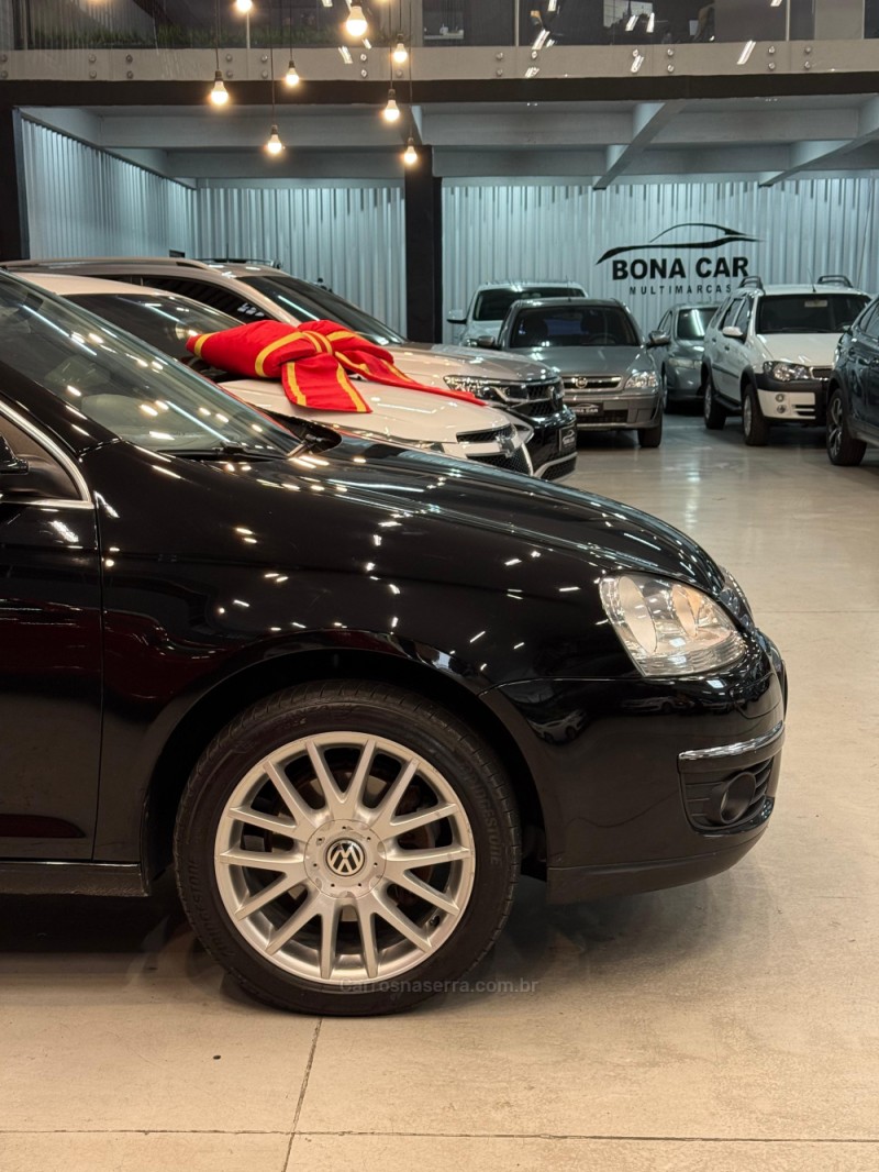 JETTA 2.5 I 20V 150CV GASOLINA 4P TIPTRONIC - 2007 - CAXIAS DO SUL