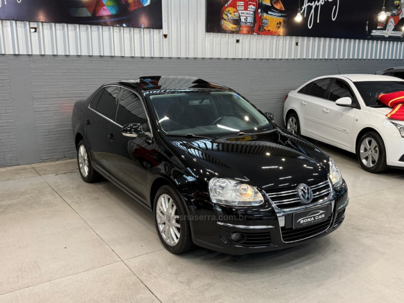 JETTA 2.5 I 20V 150CV GASOLINA 4P TIPTRONIC - 2007 - CAXIAS DO SUL
