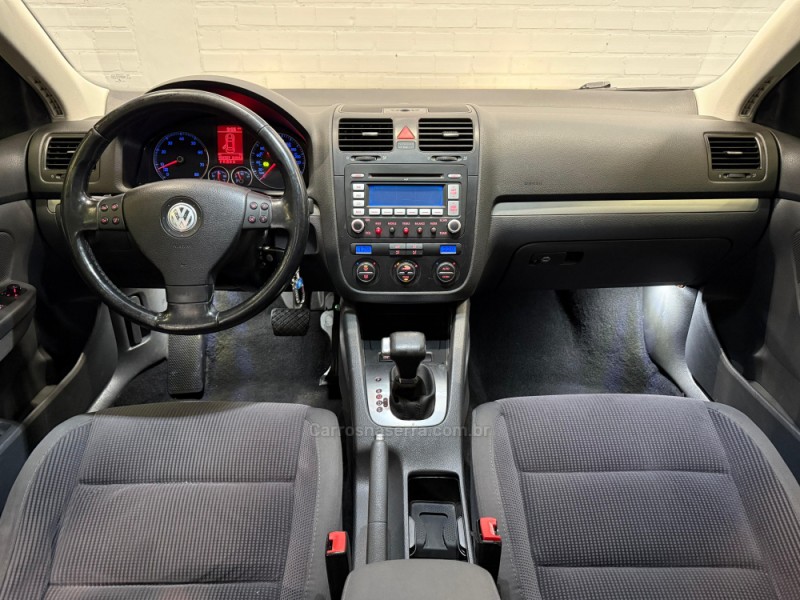 JETTA 2.5 I 20V 150CV GASOLINA 4P TIPTRONIC - 2007 - CAXIAS DO SUL